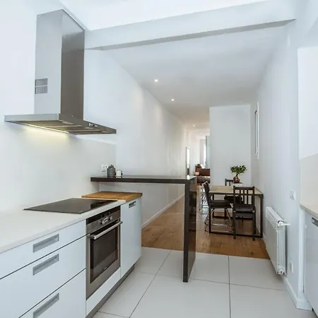 Exclusive Sagrada Familia Penthouse With Sea Views Apartment *